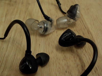 Shure Headphone Reviews on Jonchoo  Klipsch Custom 1 In Ear Headphones Review