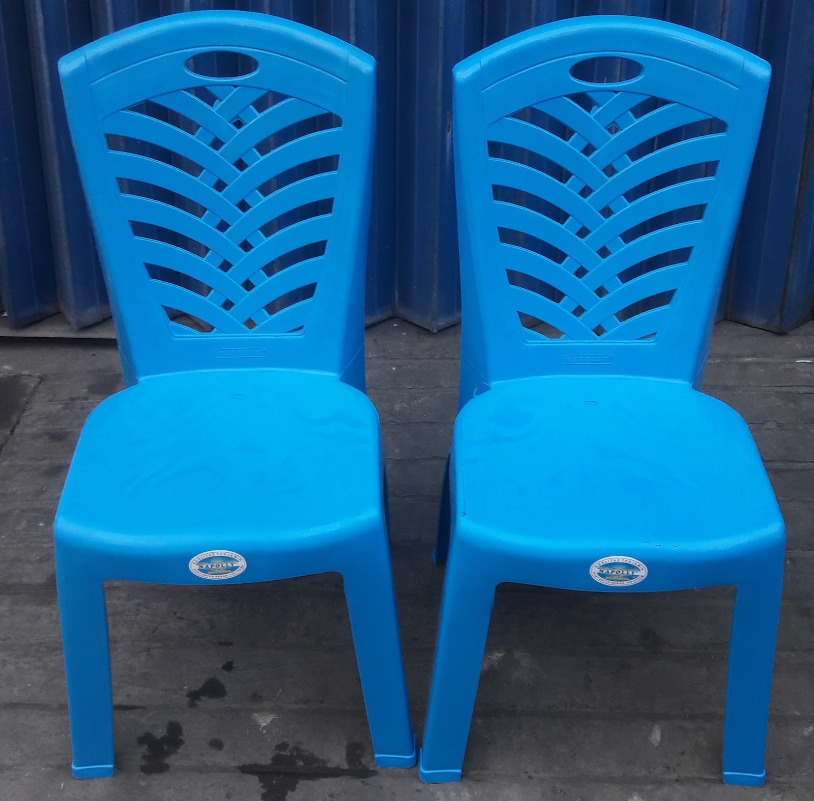 Selatan Jaya distributor barang plastik  furnitur Surabaya 