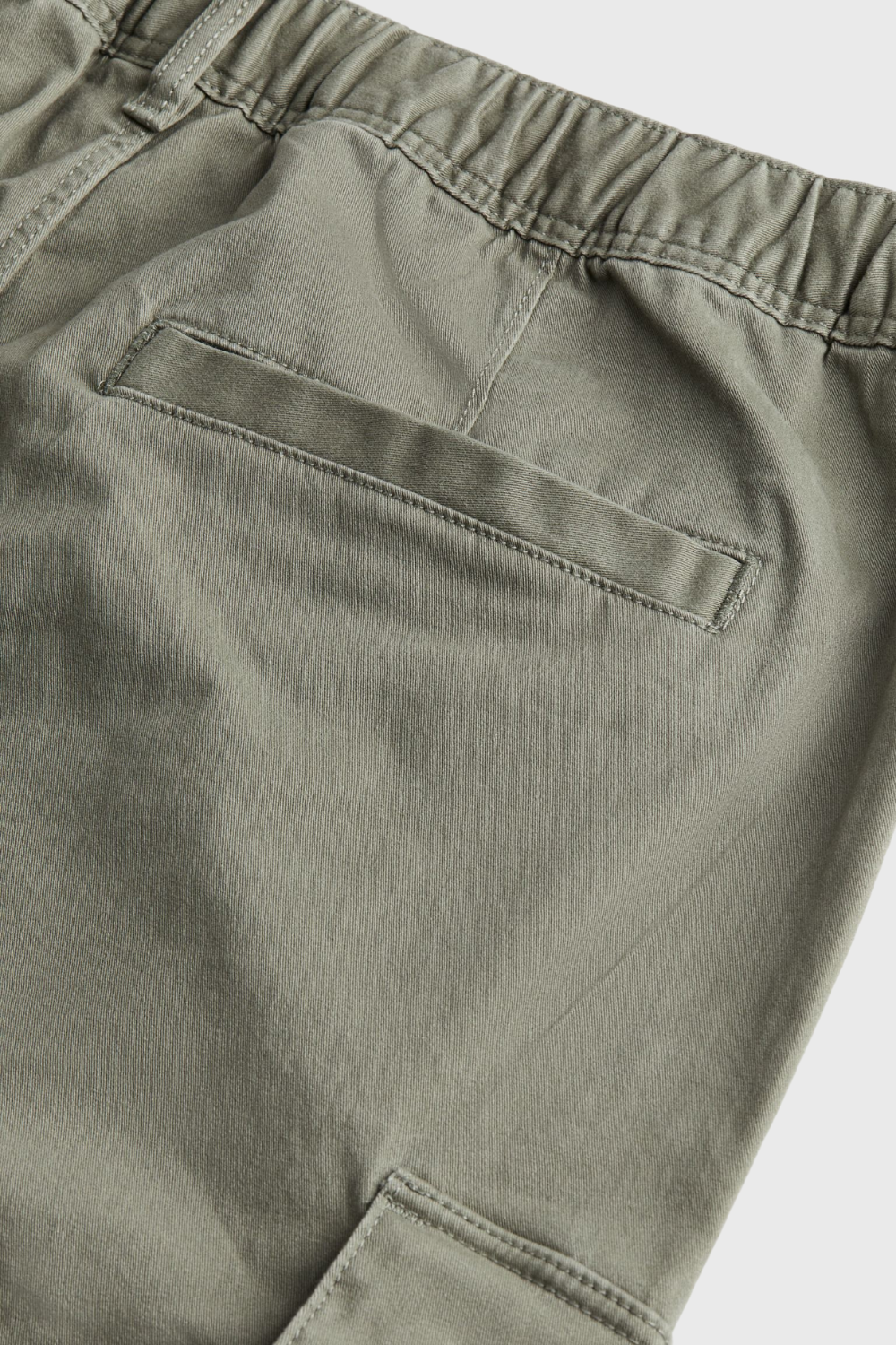 regular fit cargo pants