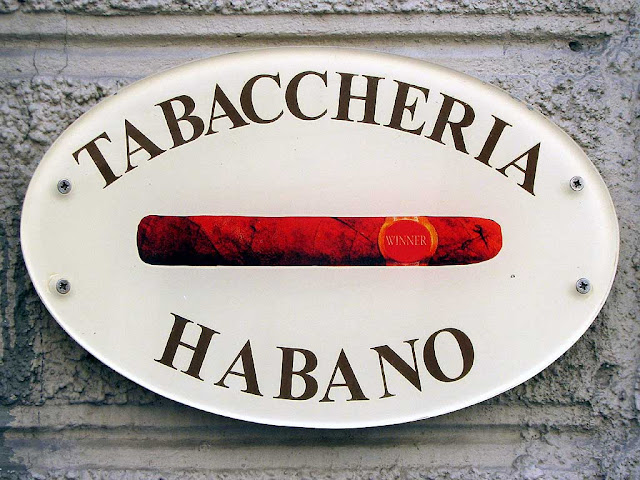 Tabaccheria Habano, via Ricasoli, Livorno