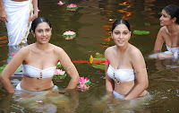 Divya, Parameshwaran, and, Bhaanu, Latest, Spicy, Hot, Stills, from, Ponnar, Shankar, Movie