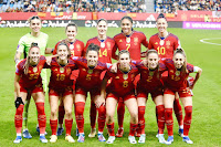 📸SELECCIÓN DE ESPAÑA FEMENINA 📆5 diciembre 2023 ⬆️Misa Rodríguez, Teresa Abelleira, Laia Aleixandri, Salma Paralluelo, Jenni Hermoso. ⬇️Athenea Del Castillo, Maite Oroz, Ivana Andrés, Mariona Caldentey, Ona Batlle, Olga Carmona. SELECCIÓN DE ESPAÑA FEMENINA 5 🆚 SELECCIÓN DE SUECIA FEMENINA 3 Martes 05/12/2023, 19:00 horas. Liga de Naciones Femenina de la UEFA, fase de grupos, Grupo D, jornada 6. Málaga, España, estadio de La Rosaleda: 15.896 espectadores. GOLES: ⚽0-1: 1’, Julia Zigiotti. ⚽1-1: 11’, Salma Paralluelo. ⚽1-2: 14’, Kosovare Asilani. ⚽1-3: 29’, Stina Blackstenius. ⚽2-3: 51’, Athenea Del Castillo. ⚽3-3: 78’, Mariona Caldentey. ⚽4-3: 81’, Fiamma Benítez. ⚽5-3: 89’, Mariona Caldentey.