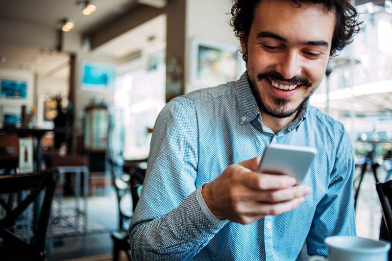 This Is Exactly How Long You Should Wait to Text After a First Date