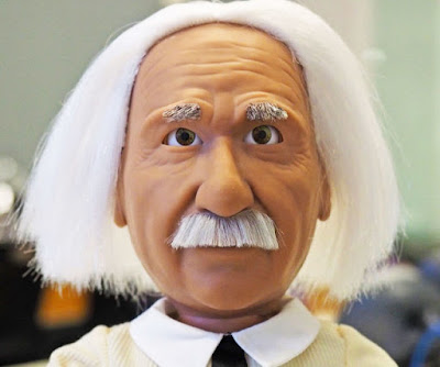 Professor Albert Einstein Personal Genius Robot, With This Robot You Can Trains Your Brain And Learn More About Science