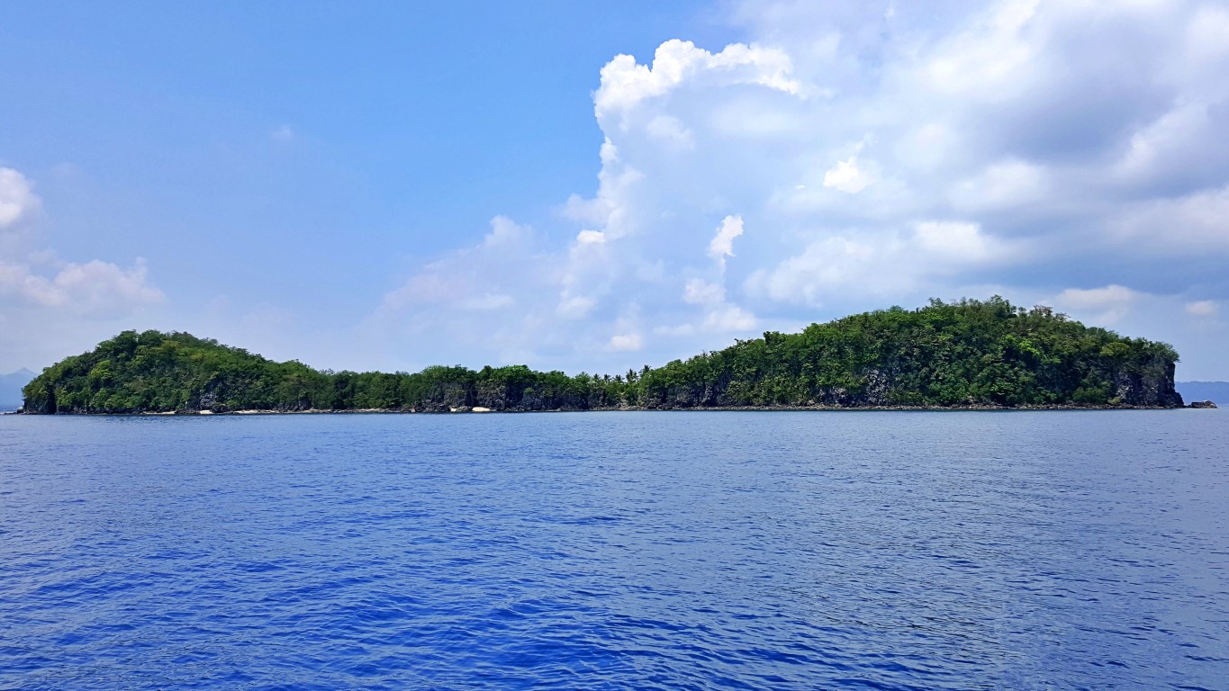 Kapinyahan Island, Almeria, Biliran