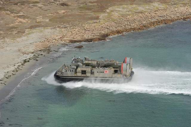 Japanese SDF LCAC hovercrafts. A Japan Self-Defense Force Landing Craft approaches the shore of San Clemente Island, Calif., during exercise Dawn Blitz. (US Navy)