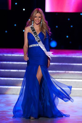 The Presentation Show of Evening Gowns for the Miss USA 2011