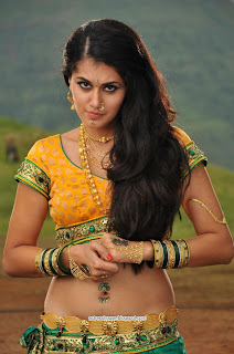 Tapsee latest hot navel show stills