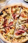 Top 6 best Italian Pizzas famous worldwide/  Pizza Margherita