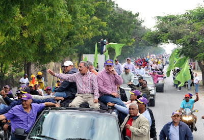 En Barahona: Danilo promete desarrollar la provincia como polo turístico