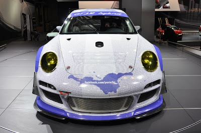 Porsche-911-GT3-R-Hybrid-Facebook-Front-Airbrush-2