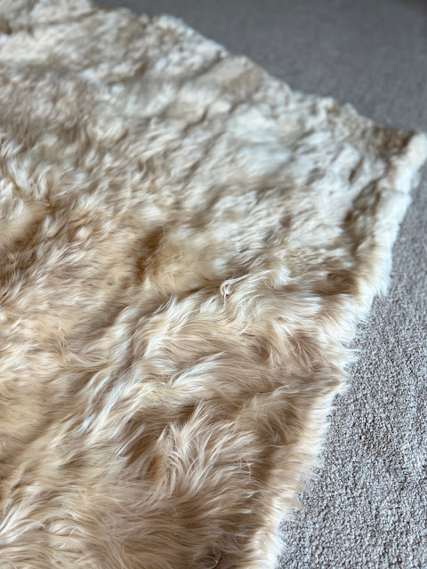 lifestyle, alpaca retail, alpaca retail peru, alpaca fur toy, alpaca plush toy, alpaca fur rug , alpaca fur blanket, alpaca fur carpet, alpaca fur Peru, alpaca fur blanket Peru, alpaca fur home decor, alpaca carpet