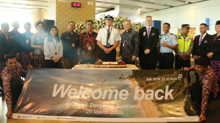 Kemenparekraf/Baparekraf bekerja sama dengan Air New Zealand manggaungkan pariwisata dan ekonomi kreatif Indonesia ke pasar Selandia Baru.