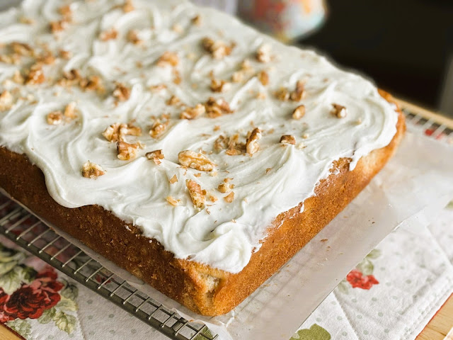 Amazing Banana Bread Cake