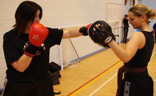 Dbuter le kick boxing a ans - Arts martiaux - FORUM Forme