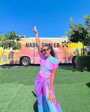 Hadia and her bus in Marassi