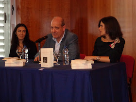 Magdalena Roblés León y su libro En penumbras se hizo verbo, Ancile.