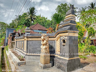 gapura batu candi