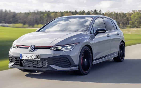 VW Golf GTI Clubsport com 400 cv comemora 45 anos do mito - vídeo