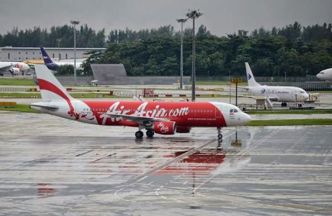 Família de dez pessoas escapa de voo fatal da AirAsia