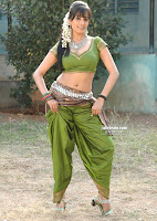 Actress, Anita, item, song, in, Kalavar, King