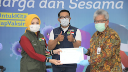    Sejumlah Donatur Serahkan Bantuan Ke Jabar Bergerak Untuk Penanggulangan Bencana