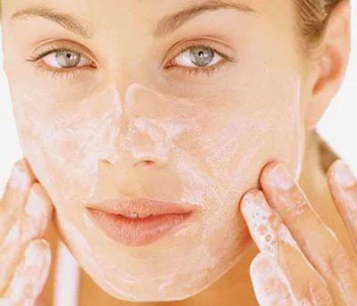 How to clean the face properly before sleeping