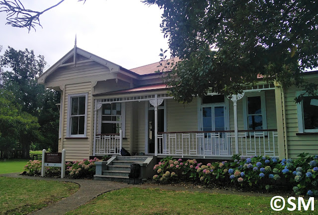 Photo de Home Bay Reaid Homestead sur les chemins de Motutapu Auckland Nouvelle-Zélande 