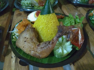 Tumpeng Mini