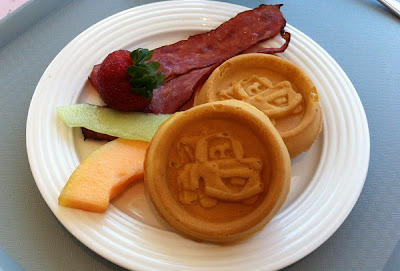 Mater Waffles at Flo's V8 Cafe 