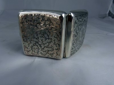 ANTIQUE SOLID SILVER ENGRAVED CIGARETTE CASE - 1904