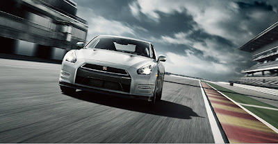 nissan gt r 2013