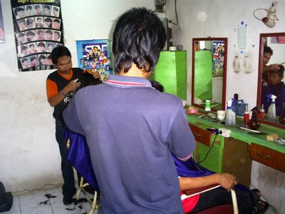 Bisnis Iseng dan Mudah BISNIS POTONG  RAMBUT 