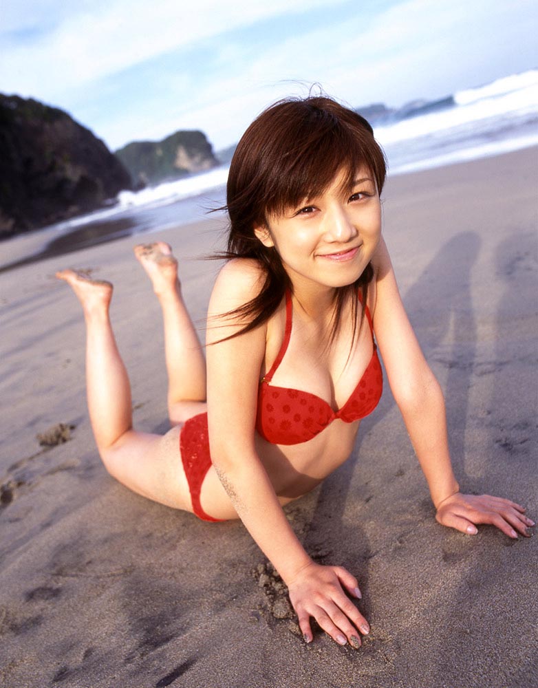 yuko ogura sexy bikini photos 02