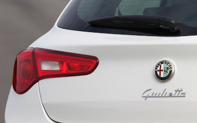 2011 Alfa Romeo Giulietta Taillights