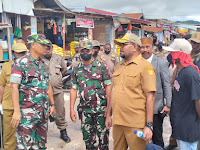 Kodim Jayapura Dukung Pemerintah kota Jayapura Tertibkan Puluhan Bangunan Ilegal di Pasar Youtefa