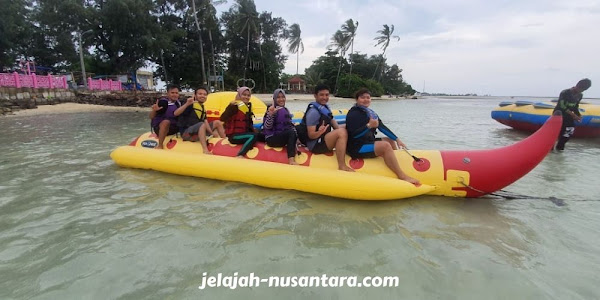 wahana permainan air jembatan cinta