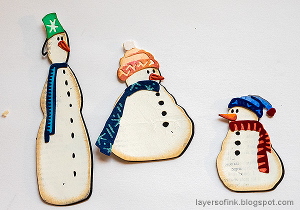 Layers of ink - Snowmen Mixed Media Tag Tutorial by Anna-Karin Evaldsson. Assemble the snowmen.