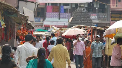 त्रंबकेश्वर बाजारपेठ