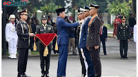Presiden Jokowi Lantik 833 Perwira Remaja TNI dan Polri