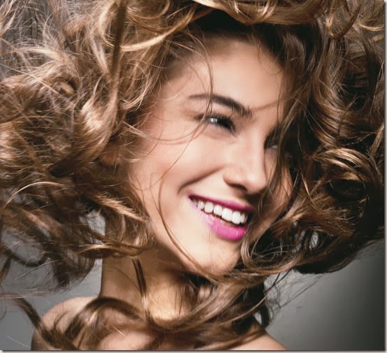 Cacheadas X Lisas. Qual cabelo define seu jeito de ser?