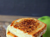 Apple Grilled Cheese