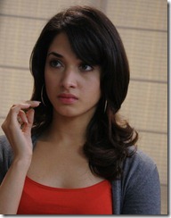 Cute Tamanna Pics in Oosaravelli