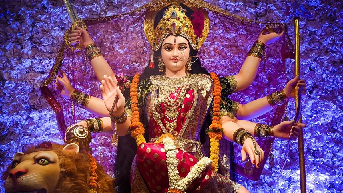 Navratri 2023 Date: शारदीय नवरात्रि कब है? 9 दिवसीय उत्सव से जुड़ी तिथियां और मां दुर्गा के नौ रूप