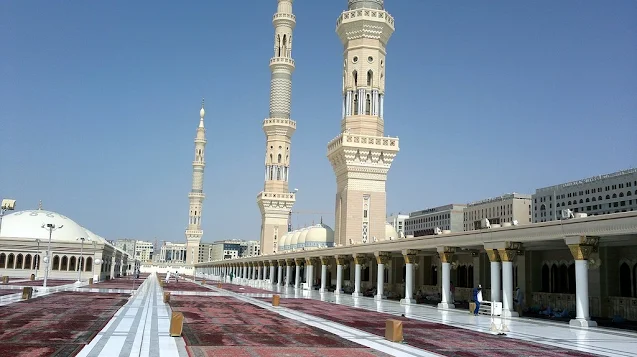 an image of a mosque where muslims offer five time prayers