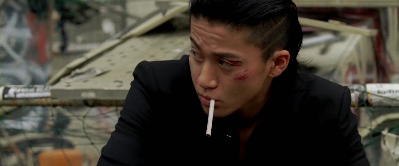 Foto Foto Shun Oguri Pemeran Takiya Genji  Di Film Crow Zero  II