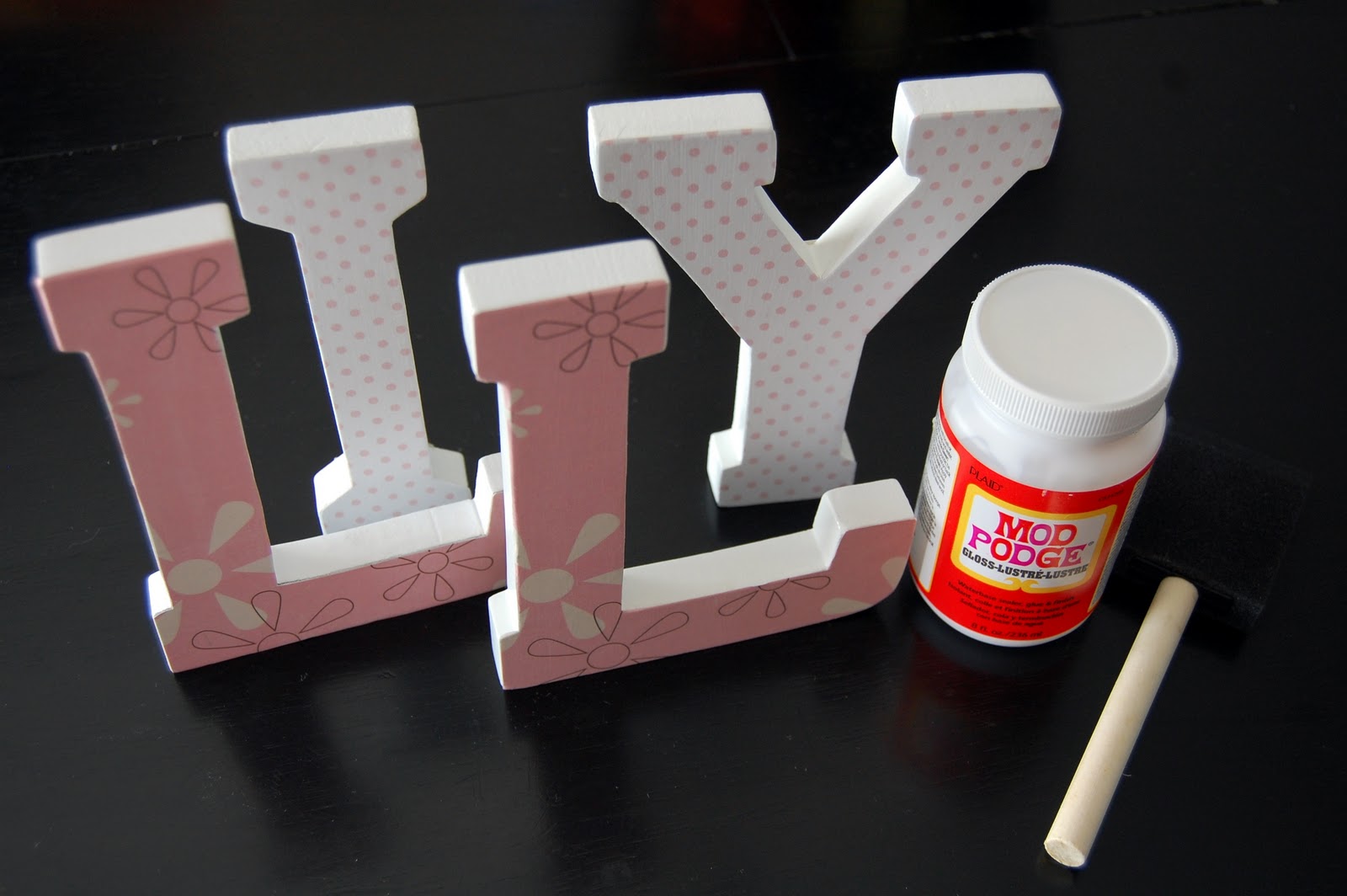 Utah County Mom: DIY Nursery wooden wall letters