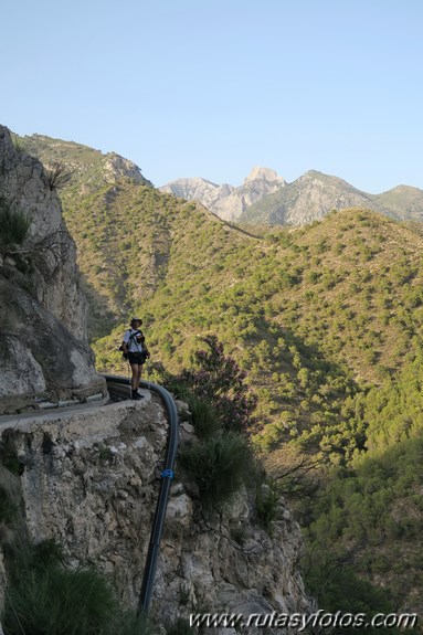 Frigiliana - Rio Higueron - Acequia de Lizar