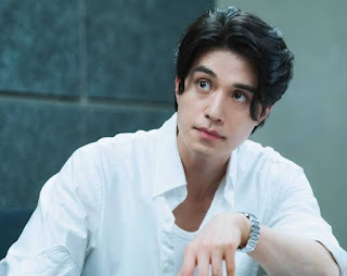 Lee Dong-wook Biography: Wife | Movies | Age | Net Worth | Instagram | Relationships | Parents | Girlfriend | Phone Number