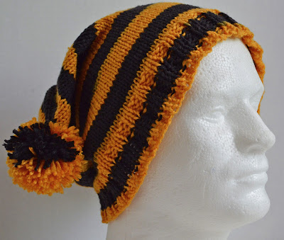 hand knit VCU Rams hat with pompoms